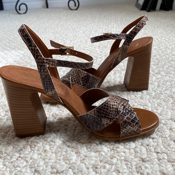 BNWT L’INTERVALLE snake skin leather sandals - Picture 7 of 7